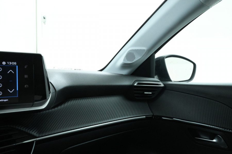 Peugeot 208 1.2 PureTech Allure Pack Apple carplay, climate
