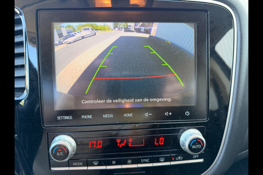 Mitsubishi Outlander 2.4 PHEV 240PK AWD PURE PLUG IN HYBRIDE CAMERA CARPLAY LED-XENON