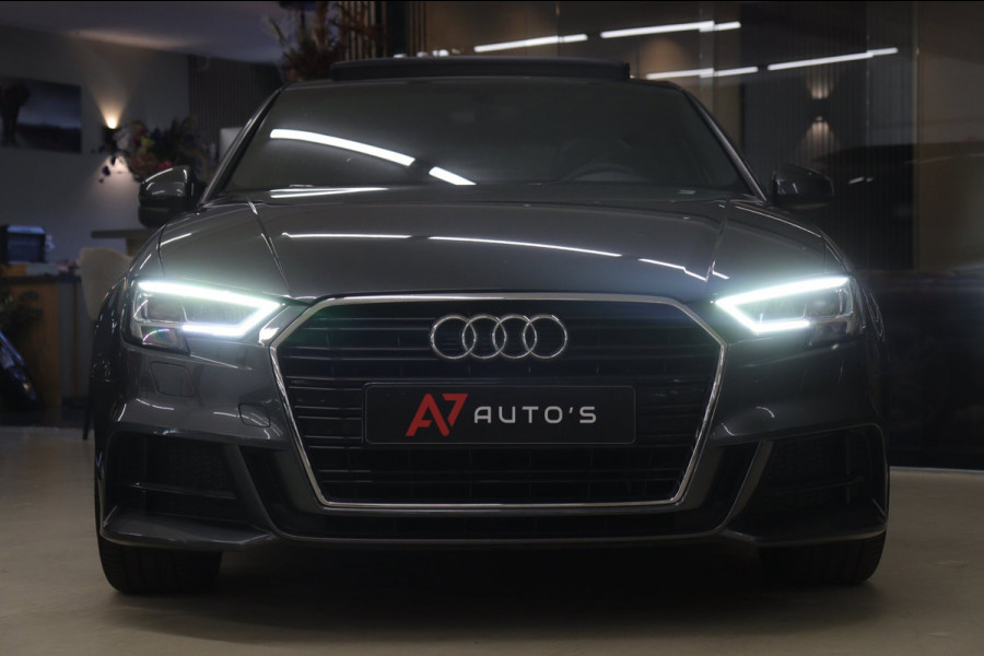 Audi A3 Limousine 35 TFSI 3X S-LINE PANO/CARPLAY/NAVI/STOELMASSAGE/TREKH/VOL