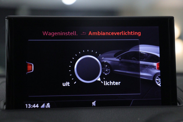 Audi A3 Limousine 35 TFSI 3X S-LINE PANO/CARPLAY/NAVI/STOELMASSAGE/TREKH/VOL