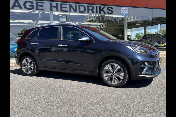 Kia e-Niro ExecutiveLine 64 kWh | SOH: 93,8% | Warmtepomp | Blind Spot | Adaptive CC | Leder | Cam | Climate |