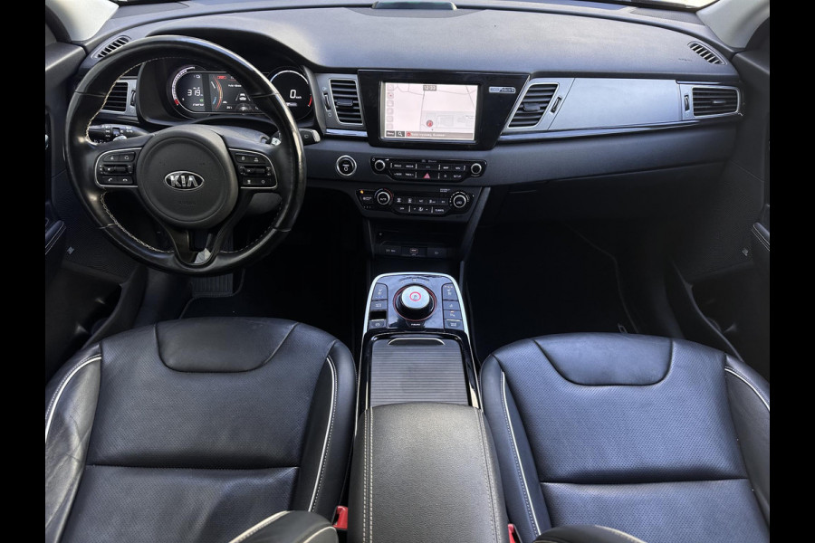 Kia e-Niro ExecutiveLine 64 kWh | SOH: 93,8% | Warmtepomp | Blind Spot | Adaptive CC | Leder | Cam | Climate |