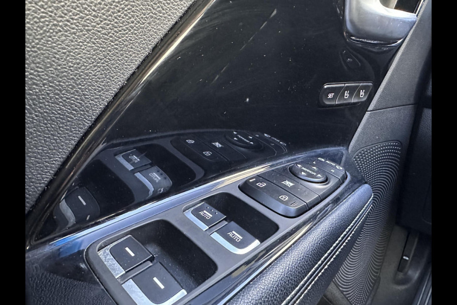 Kia e-Niro ExecutiveLine 64 kWh | SOH: 93,8% | Warmtepomp | Blind Spot | Adaptive CC | Leder | Cam | Climate |