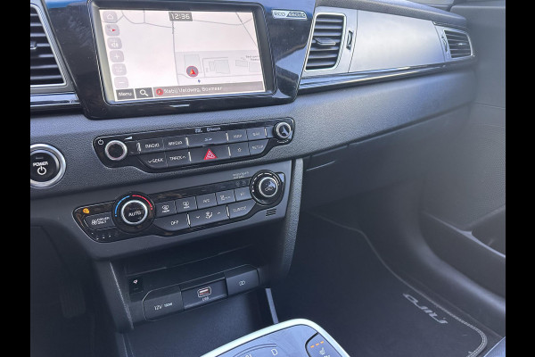 Kia e-Niro ExecutiveLine 64 kWh | SOH: 93,8% | Warmtepomp | Blind Spot | Adaptive CC | Leder | Cam | Climate |