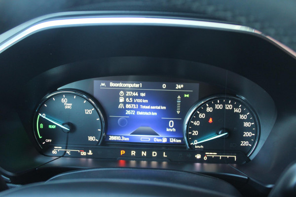 Ford Kuga 2.5 PHEV Titanium | 28.800 KM | Winterpack | navigatie | L. M. Velgen.