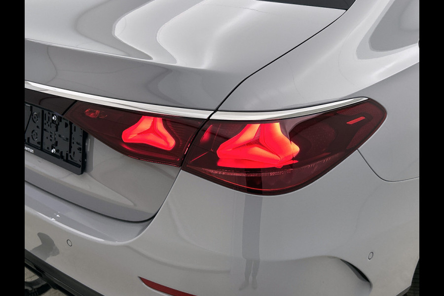 Mercedes-Benz E-Klasse 300 e Sport Edition | Premium Plus pakket | Winterpakket | Nightpakket | Leder pakket | Techniekpakket | Rijassistentiepakket Plus | Trekhaak | 20-inch AMG multi-spaak velgen | Smartphone integratie | Panoramaschuifdak |