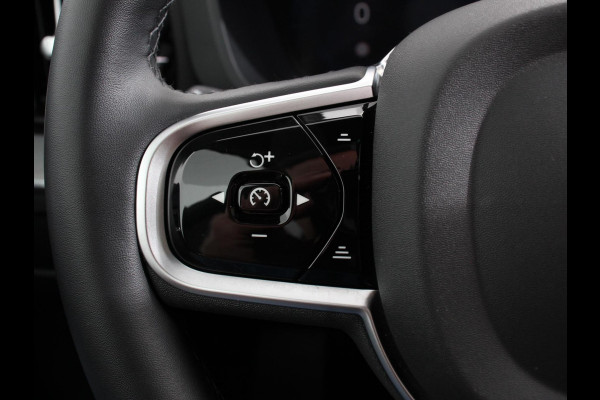 Volvo XC60 2.0 T6 Plug-in hybrid AWD Plus Dark 398pk Harman/Kardon Full LED Adaptive Cruise Control + Pilot Assist Parkeersensoren V&A+ 360 camera Panaromadak
