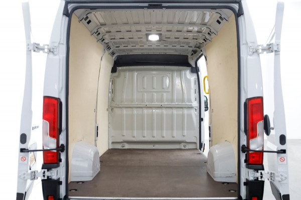 Peugeot Boxer 2.2 BlueHDi 180pk Automaat L4H2 LED/ACC/Navi/Camera 11-2024