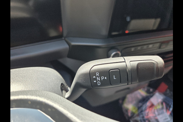 Ford E-Transit Cust. 320 L2H1 136PK Trend 65 kWh Automaat nr. V114 | Airco | Cruise | Camera | Apple CP| Trekhaak 8 STUKS
