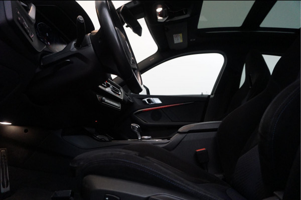 BMW 2 Serie Gran Coupé 218i High Executive M-SPORT | Pano-dak | Sfeer | Adaptive + Lane | Apple CarPlay | NL Auto | Compleet BMW onderhouden