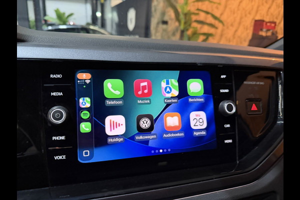 Volkswagen Polo 1.0 TSI R-Line Business Garantie Carplay Camera StoelVW Adaptieve Cruise IQ.Light IQ.Drive Navi Clima Dab Rijklaar