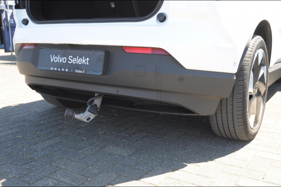 Volvo EX30 272PK Automaat Single Ext. Range Ultra 69 kWh Trekhaak / Adaptieve cruise control/ Panoramadak/ BLIS/ Parkeersensoren met 360 camera / Getint Glas / Stoel en stuurwielverwarming / Elektrische stoelen / Apple carplay / Elektrische achterklep / Keyless entry