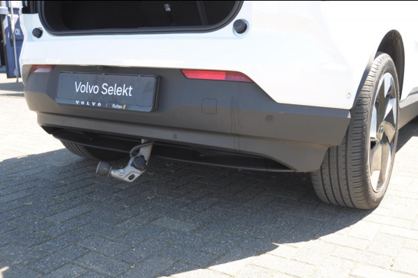 Volvo EX30 272PK Automaat Single Ext. Range Ultra 69 kWh Trekhaak / Adaptieve cruise control/ Panoramadak/ BLIS/ Parkeersensoren met 360 camera / Getint Glas / Stoel en stuurwielverwarming / Elektrische stoelen / Apple carplay / Elektrische achterklep / Keyless entry