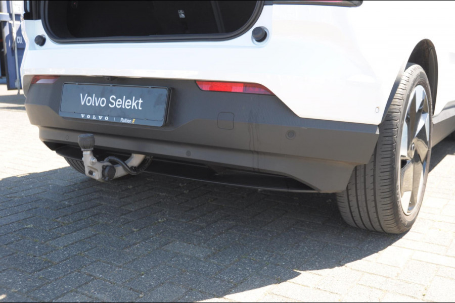 Volvo EX30 272PK Automaat Single Ext. Range Ultra 69 kWh Trekhaak / Adaptieve cruise control/ Panoramadak/ BLIS/ Parkeersensoren met 360 camera / Getint Glas / Stoel en stuurwielverwarming / Elektrische stoelen / Apple carplay / Elektrische achterklep / Keyless entry