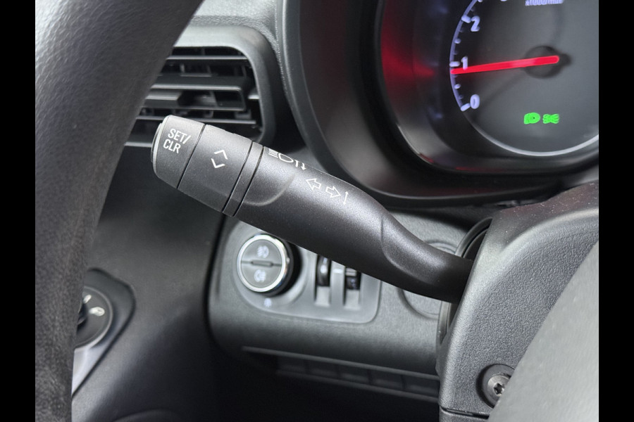 Opel Combo 1.5D L1H1 Navi Dab AppleCarplay AndroidAuto CruiseControl Airco SchuifdeurRechts Pdc Boordcomputer Elek.Ramen/Spiegels Usb Stuurbekrachtiging Mistlampen