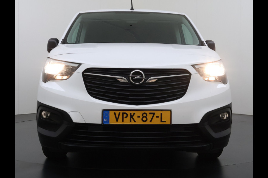 Opel Combo 1.5D L1H1 Navi Dab AppleCarplay AndroidAuto CruiseControl Airco SchuifdeurRechts Pdc Boordcomputer Elek.Ramen/Spiegels Usb Stuurbekrachtiging Mistlampen