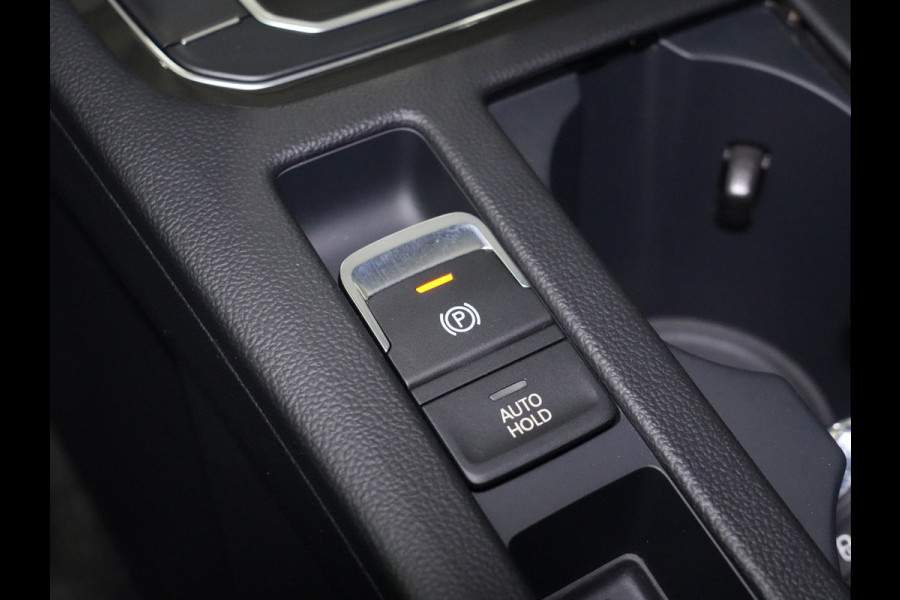 Volkswagen Arteon Shooting Brake 2.0 TSI 190pk DSG R-Line Business+ | Panorama | Wegkl. trekhaak | Harman/Kardon |  360Camera