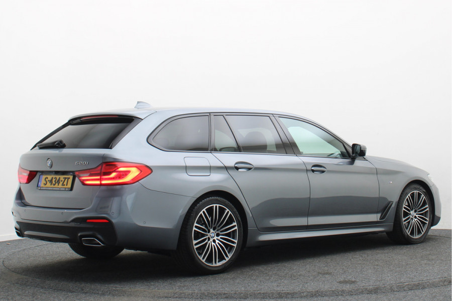 BMW 5 Serie Touring 520i High Executive