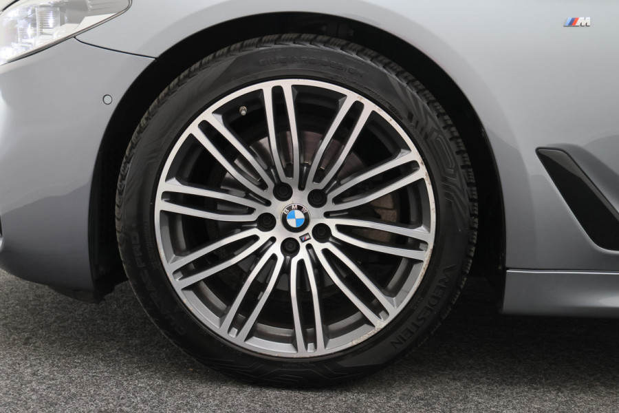 BMW 5 Serie Touring 520i High Executive