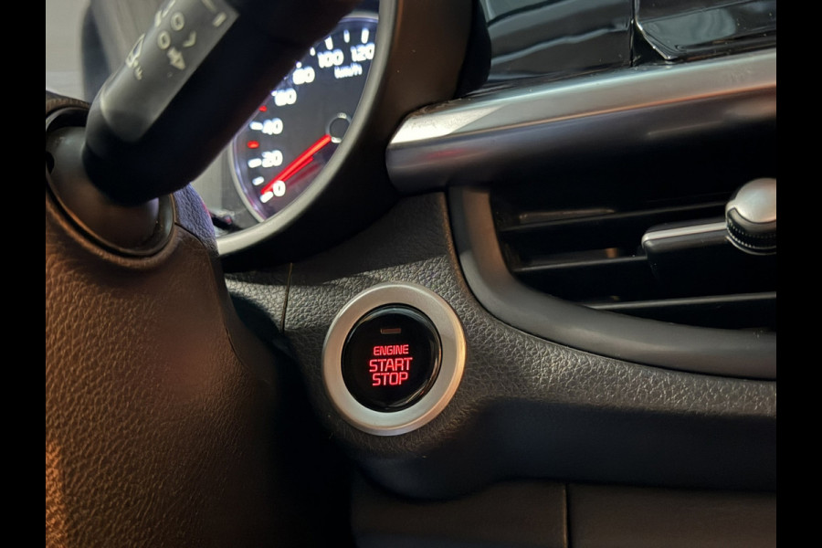 Kia Picanto 1.2 GT-Line Garantie Carplay Camera Leder StuurVW StoelVW Keyless Cruise Navi Clima Led Dab Rijklaar