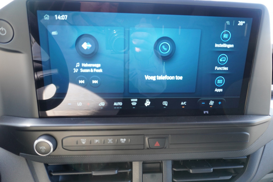 Ford E-Transit Cust. 320 L2H1 136PK Trend 65 kWh Automaat Airco | Cruise | Camera | Apple CP| Trekhaak 8 STUKS