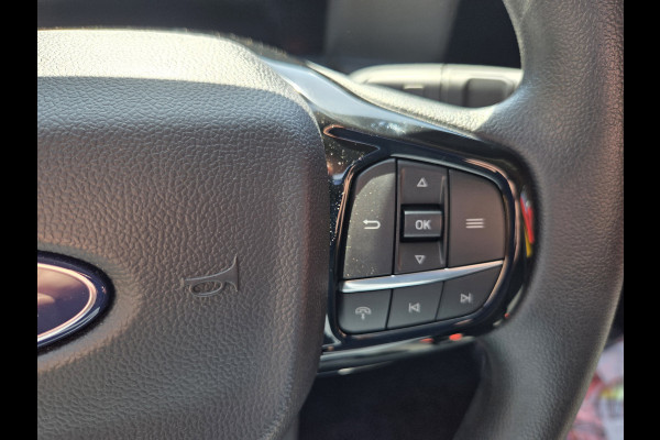 Ford E-Transit Cust. 320 L2H1 136PK Trend 65 kWh Automaat Airco | Cruise | Camera | Apple CP| Trekhaak 8 STUKS