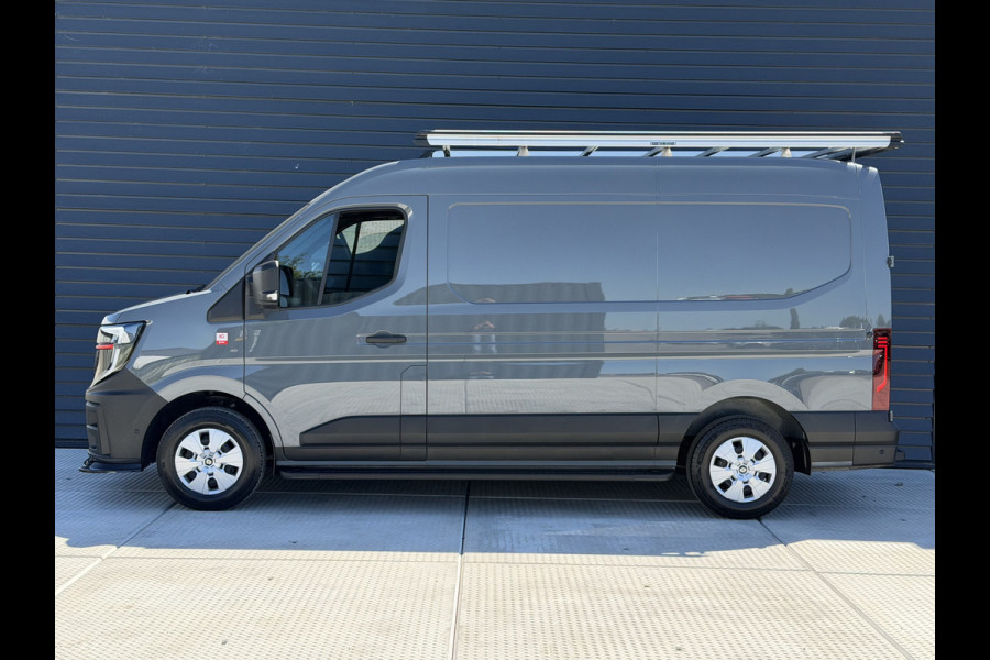 Renault Master T35 2.0 dCi 170 PK L2H2 Extra Imperiaal / Navi / Camera