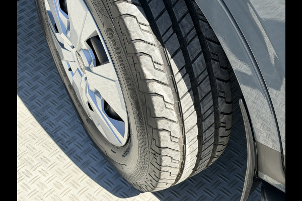 Renault Master T35 2.0 dCi 170 PK L2H2 Extra Imperiaal / Navi / Camera