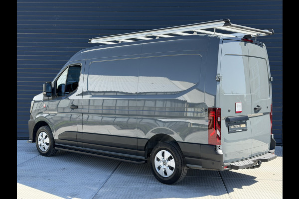 Renault Master T35 2.0 dCi 170 PK L2H2 Extra Imperiaal / Navi / Camera