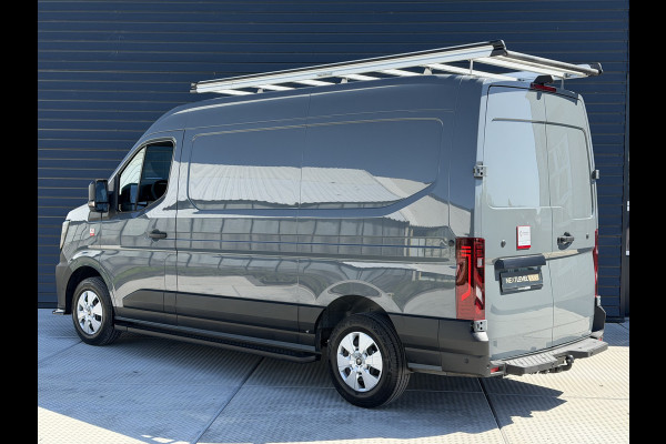 Renault Master T35 2.0 dCi 170 PK L2H2 Extra Imperiaal / Navi / Camera