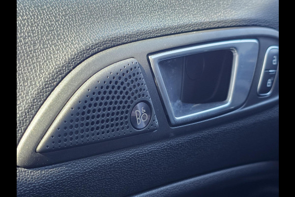 Ford EcoSport 1.0 EcoBoost ST-Line 125 pk | B&O geluid | Alcantara leder | Navigatie | Camera | Stoelverwarming | Multifunctioneel stuurwiel etc.