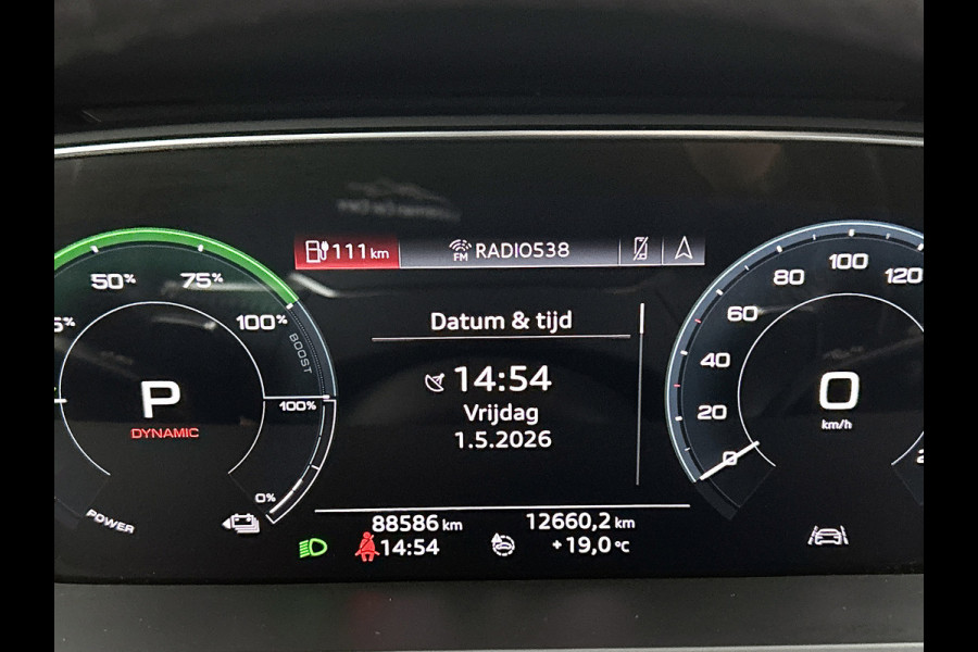 Audi e-tron E-tron 55 quattro advanced 95 kWh(NL-auto, Goed OnderH, Navi, Climate Con, Parkeersensoren, Etc)