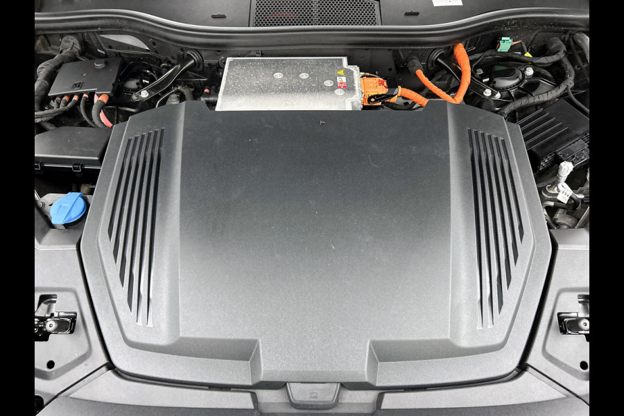 Audi e-tron E-tron 55 quattro advanced 95 kWh(NL-auto, Goed OnderH, Navi, Climate Con, Parkeersensoren, Etc)