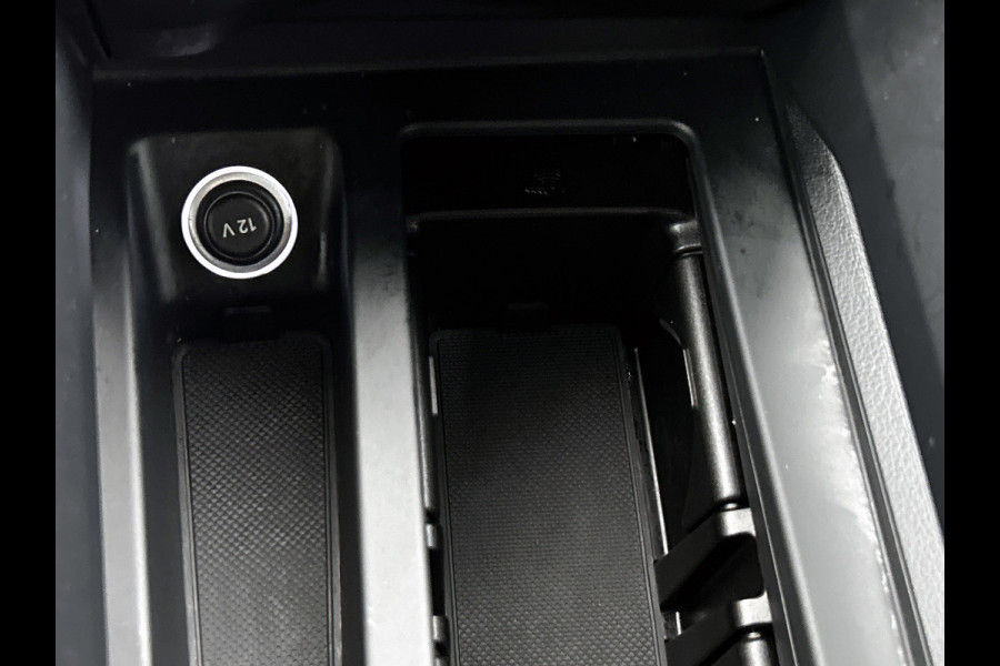 Audi e-tron E-tron 55 quattro advanced 95 kWh(NL-auto, Goed OnderH, Navi, Climate Con, Parkeersensoren, Etc)