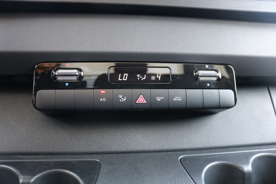 Mercedes-Benz Sprinter 317 CDI Automaat Bakwagen met Laadklep