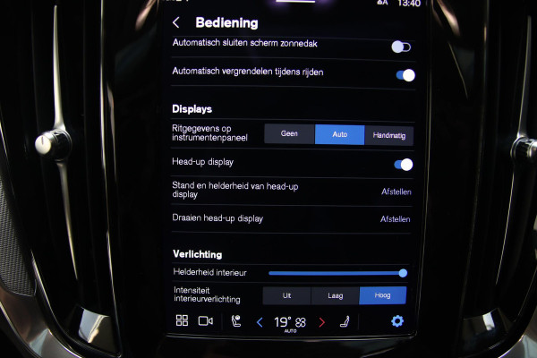 Volvo S60 2.0 B4 Ultimate Dark PANO-H&K-HUD-MEMORY-ACC-NAP