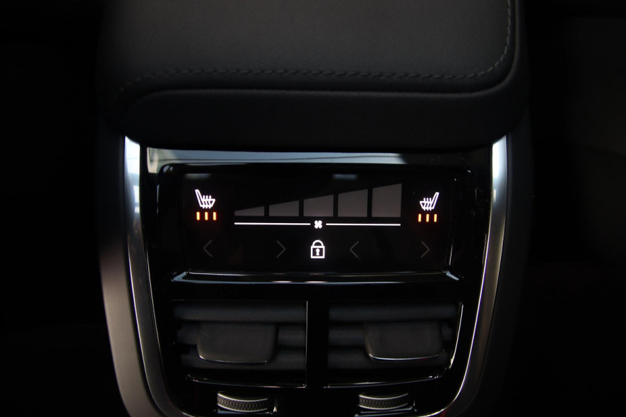 Volvo S60 2.0 B4 Ultimate Dark PANO-H&K-HUD-MEMORY-ACC-NAP