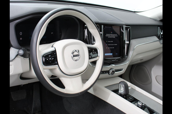 Volvo XC60 2.0 T6 Plug-in hybrid AWD Plus Bright 398 pk Full LED Adaptive Cruise Control + Pilot Assist Parkeersensoren V&A+ Camera Panaroma dak