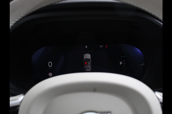 Volvo XC60 2.0 T6 Plug-in hybrid AWD Plus Bright 398 pk Full LED Adaptive Cruise Control + Pilot Assist Parkeersensoren V&A+ Camera Panaroma dak