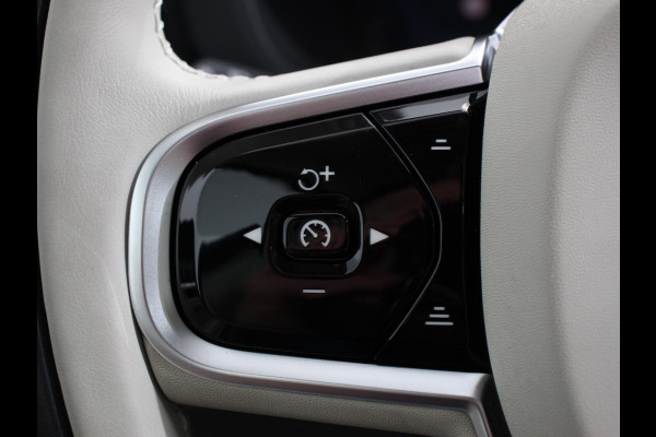 Volvo XC60 2.0 T6 Plug-in hybrid AWD Plus Bright 398 pk Full LED Adaptive Cruise Control + Pilot Assist Parkeersensoren V&A+ Camera Panaroma dak