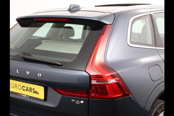 Volvo XC60 2.0 T6 Plug-in hybrid AWD Plus Bright 398 pk Full LED Adaptive Cruise Control + Pilot Assist Parkeersensoren V&A+ Camera Panaroma dak