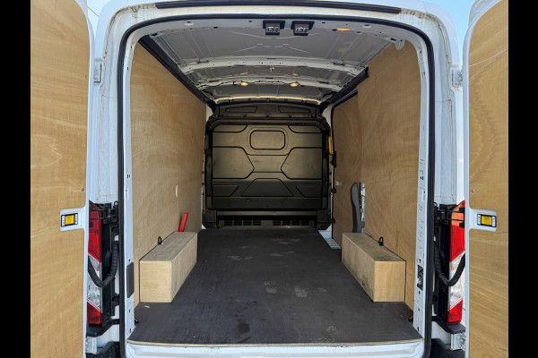 Ford E-Transit 68kWh 184PK L2H2 317km WLTP 96,1% (SOH) BEV Snelladen Camera Cruise control Climate control Carplay Navigatie Parkeersensoren