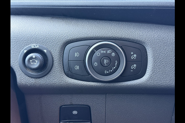 Ford E-Transit 68kWh 184PK L2H2 317km WLTP 96,1% (SOH) BEV Snelladen Camera Cruise control Climate control Carplay Navigatie Parkeersensoren