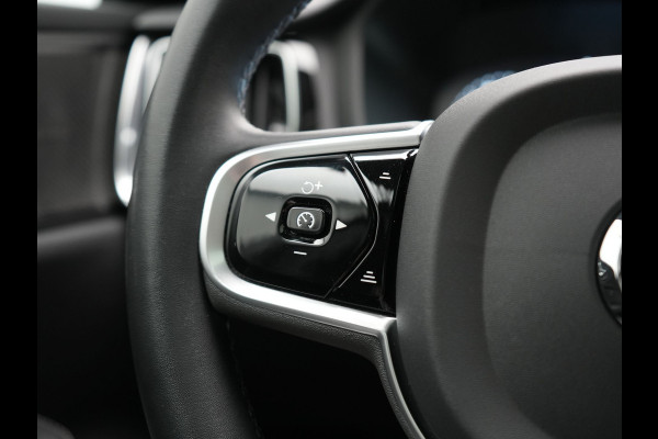 Volvo V60 T6 Recharge AWD R-Design LONG RANGE PHEV 350pk Dealer O.H. | Panodak | Camera | Harman / Kardon | Lederen Sportstoelen Memory & Verwarmd | Apple Carplay | Keyless | Stuur Verwarmd | Navigatie | DAB | 19"L.M | Plug In Hybrid |
