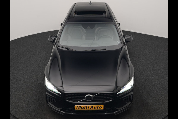 Volvo V60 T6 Recharge AWD R-Design LONG RANGE PHEV 350pk Dealer O.H. | Panodak | Camera | Harman / Kardon | Lederen Sportstoelen Memory & Verwarmd | Apple Carplay | Keyless | Stuur Verwarmd | Navigatie | DAB | 19"L.M | Plug In Hybrid |