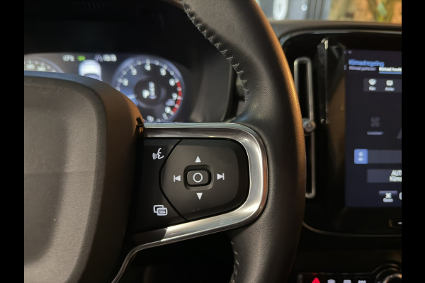 Volvo XC40 1.5 T3 Momentum Pro Garantie Camera Adaptieve Cruise Keyless Virtueel Dash Navi Clima Led Rijklaar