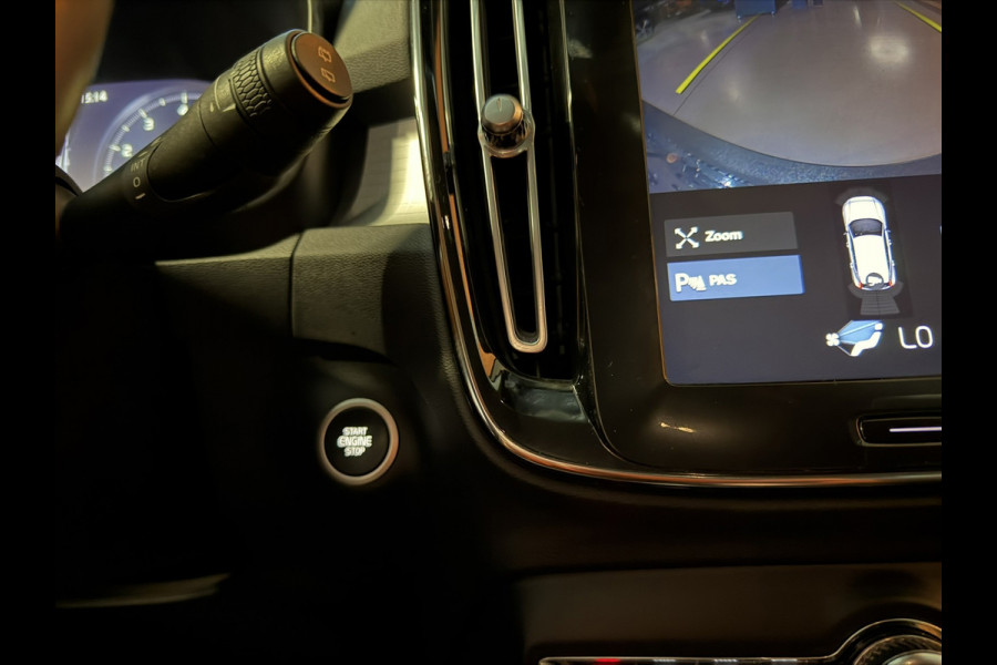 Volvo XC40 1.5 T3 Momentum Pro Garantie Camera Adaptieve Cruise Keyless Virtueel Dash Navi Clima Led Rijklaar