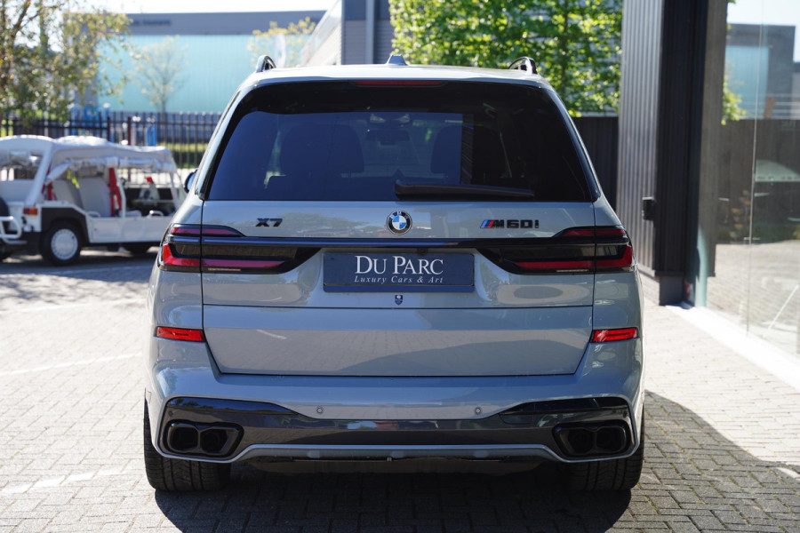 BMW X7 60 I X DRIVE 6 P / Individual / Sky Lounge / BTW
