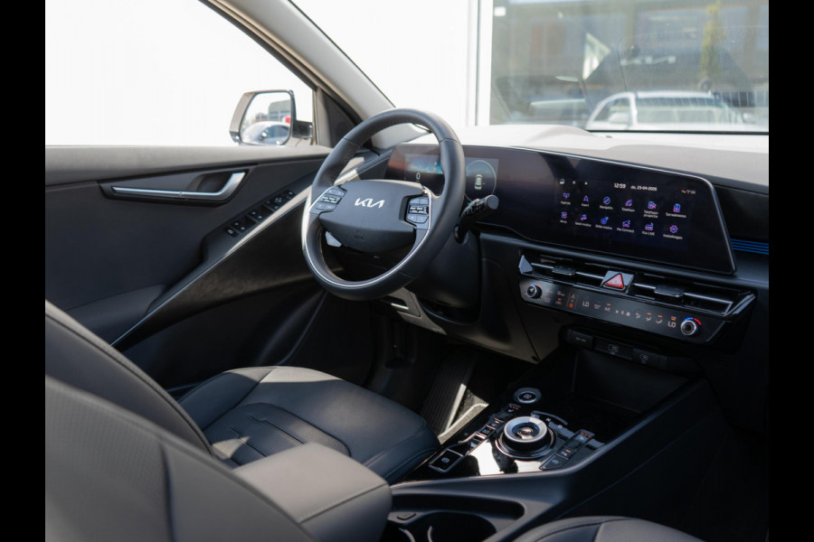 Kia Niro 1.6 GDi Hybrid DynamicPlusLine | Schuif/kantel dak| Stoel en stuurverwarming | Navigatie | Achteruitrijcamera |