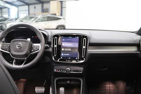 Volvo XC40 Recharge P8 AWD 408 PK R-Design, Panoramadak, Winterpakket, H/K Sound, 360 Camera